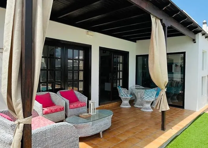 Lovely Kiluka Heated Pool * Playa Blanca (Lanzarote)