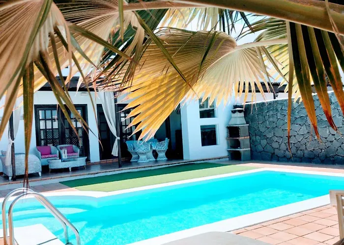 Lovely Kiluka Heated Pool Playa Blanca (Lanzarote)