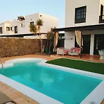 Lovely Kiluka Heated Pool Prázdninový dům Playa Blanca (Lanzarote)