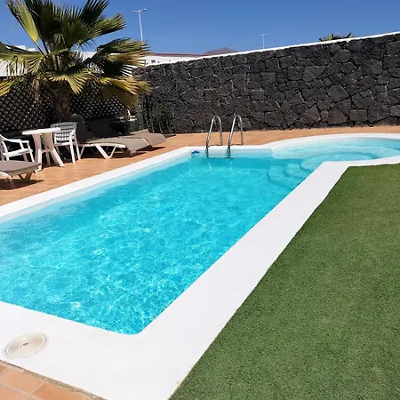 Nyaraló Lovely Kiluka Heated Pool *