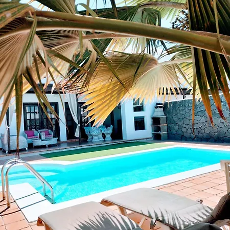 Lovely Kiluka Heated Pool Playa Blanca