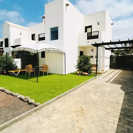 Lovely Kiluka Heated Pool * Playa Blanca