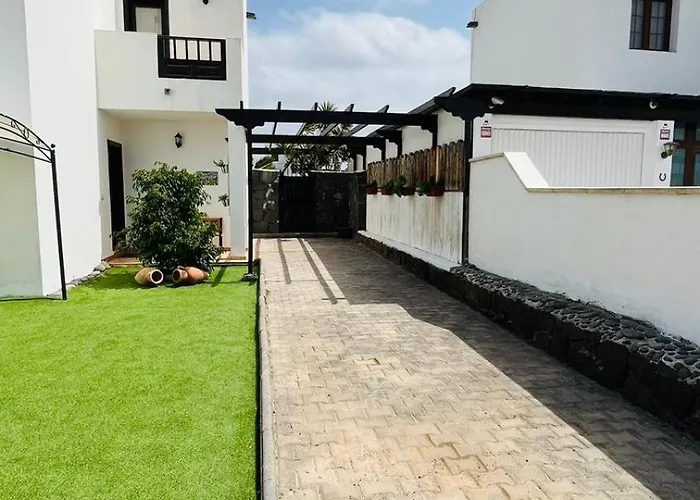 Lovely Kiluka Heated Pool